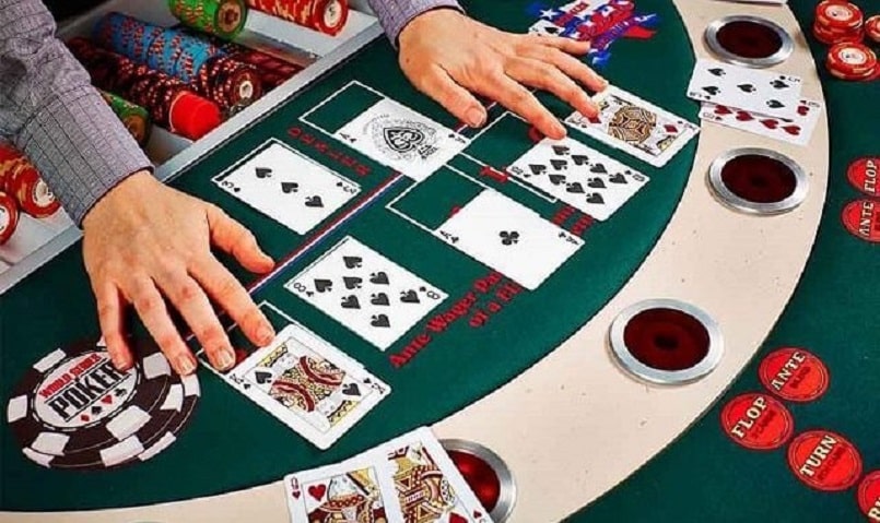 Poker tại nhà cái Mot88 trực tuyến